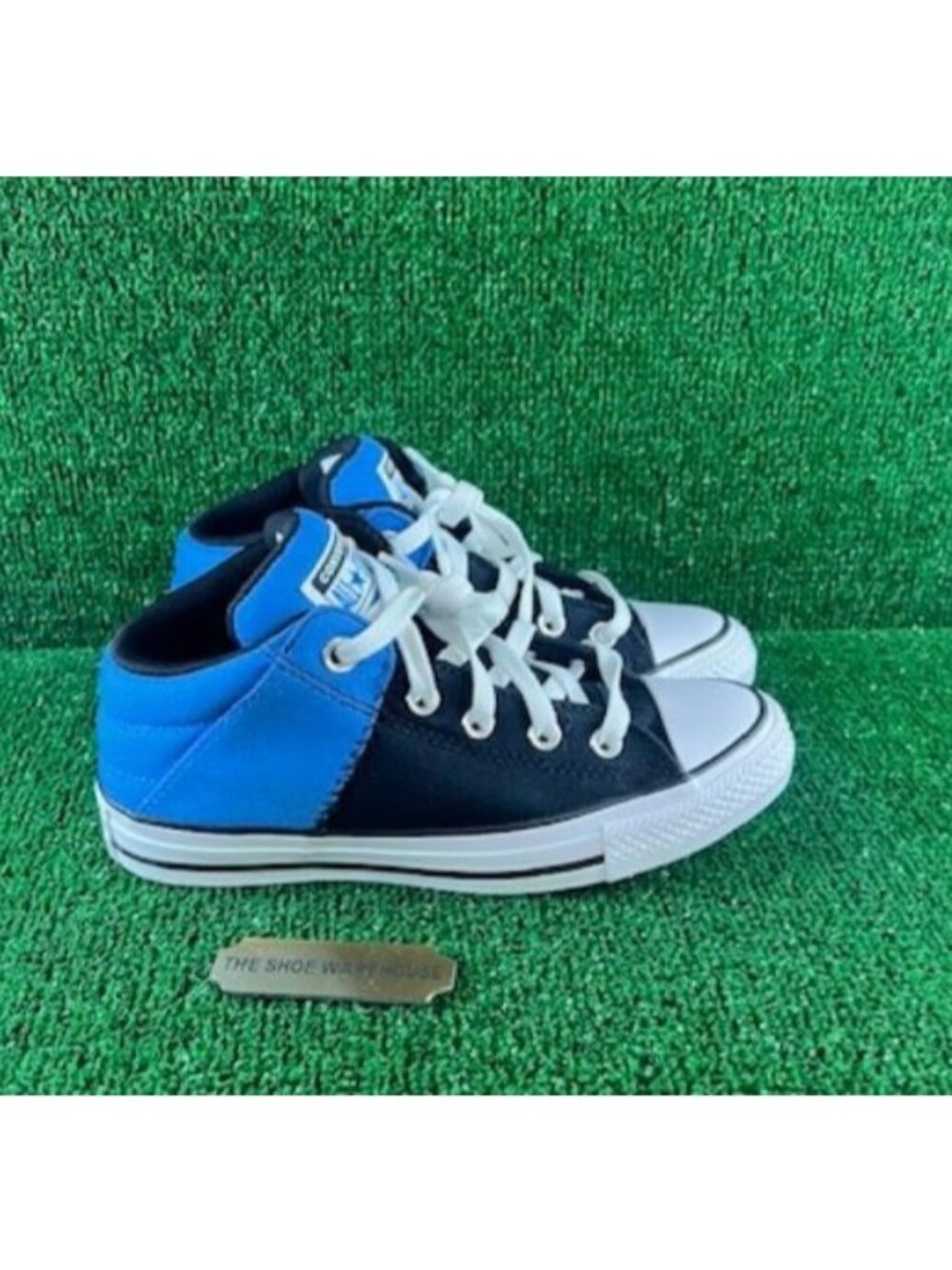 Converse Chuck Taylor All Star Axel School Shoes A06371F GS Size 4 / Women 5.5